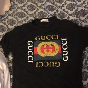 Gucci T-shirt